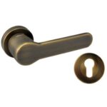 UKEN LEVER HANDLE W/ROSETTE PREMIUM - 146